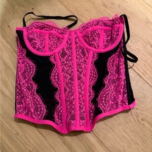 Pink and Black Lace Bustier Urban Outfitters out from under XS